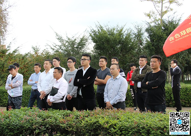 40余名在滇新生代温商赴苗乡三七考察学习