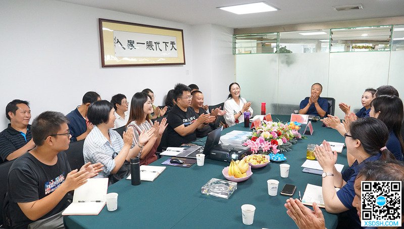 02.jpg