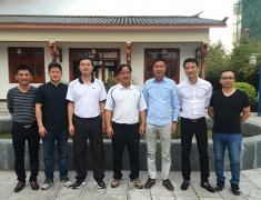 昆明温州总商会王国新会长一行到景东县进行...